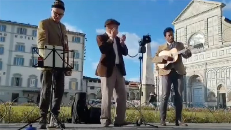 SWING TRIO IN FLORENCE